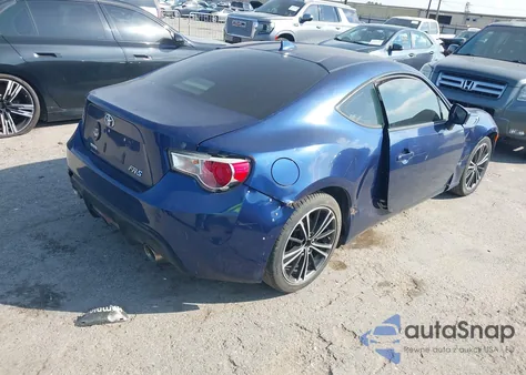 2015 Scion Fr-S z USA, uszkodzony, nr VIN JF1ZNAA10F8709372